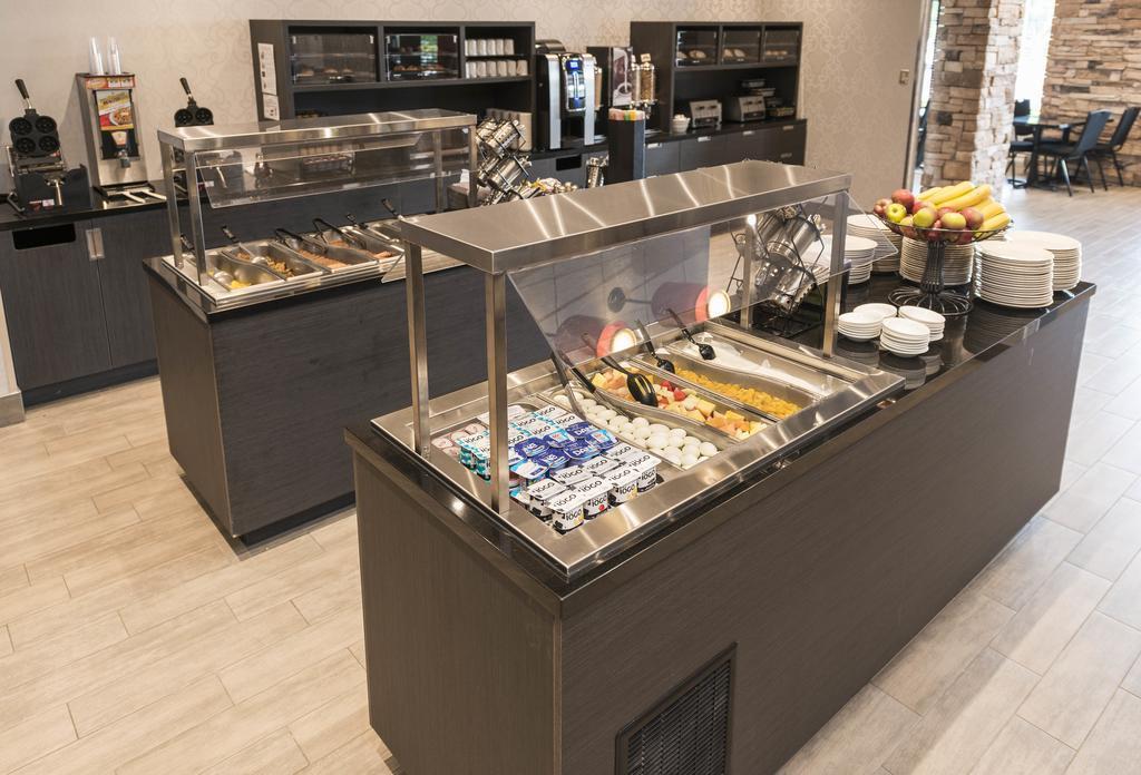 Hotel Quality Inn&suites 4*