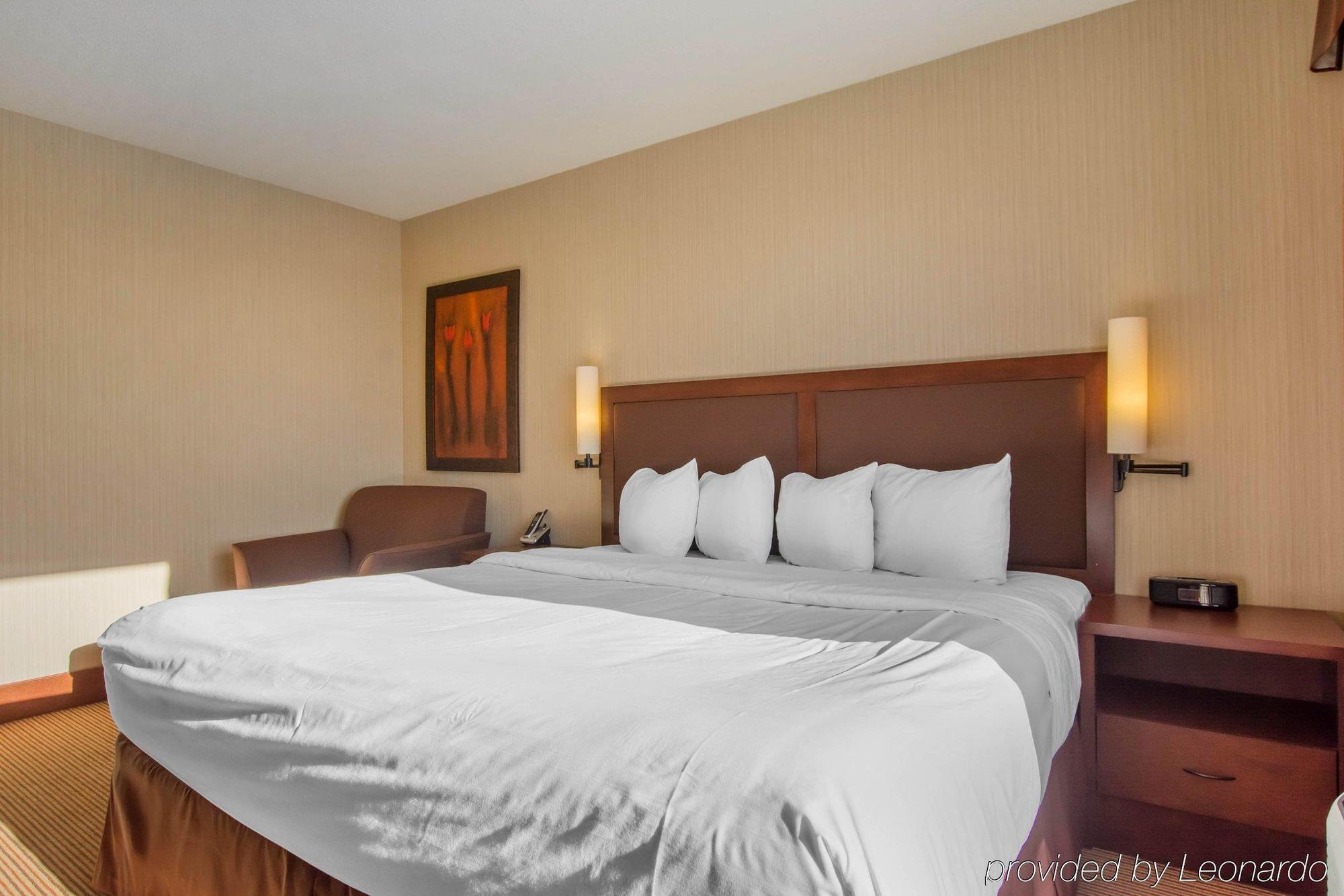 Quality Inn&suites 4* Lévis